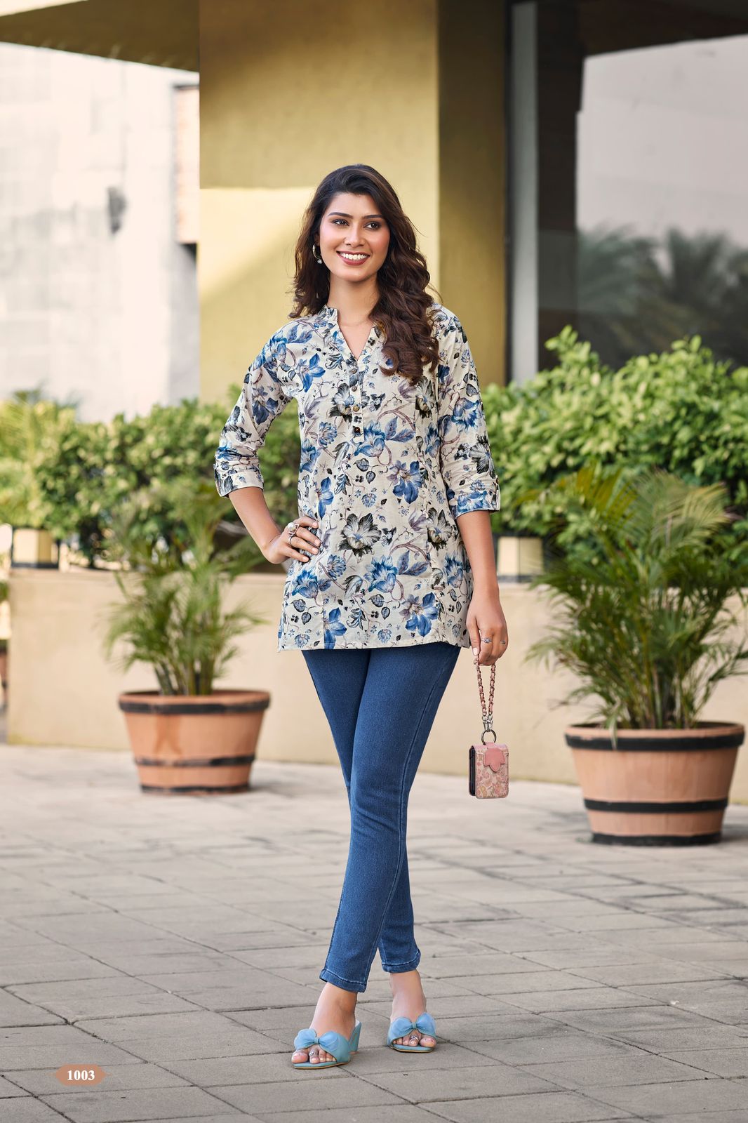 Buy Short Kurtis For Women & Girls Online in India - VogPap