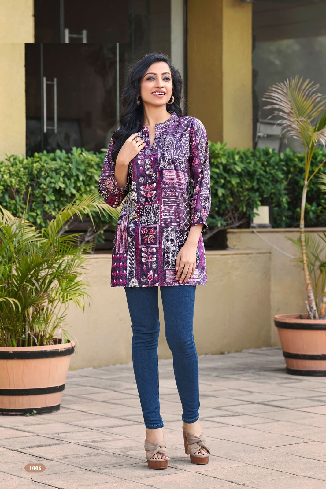 Buy Short Kurtis For Women & Girls Online in India - VogPap