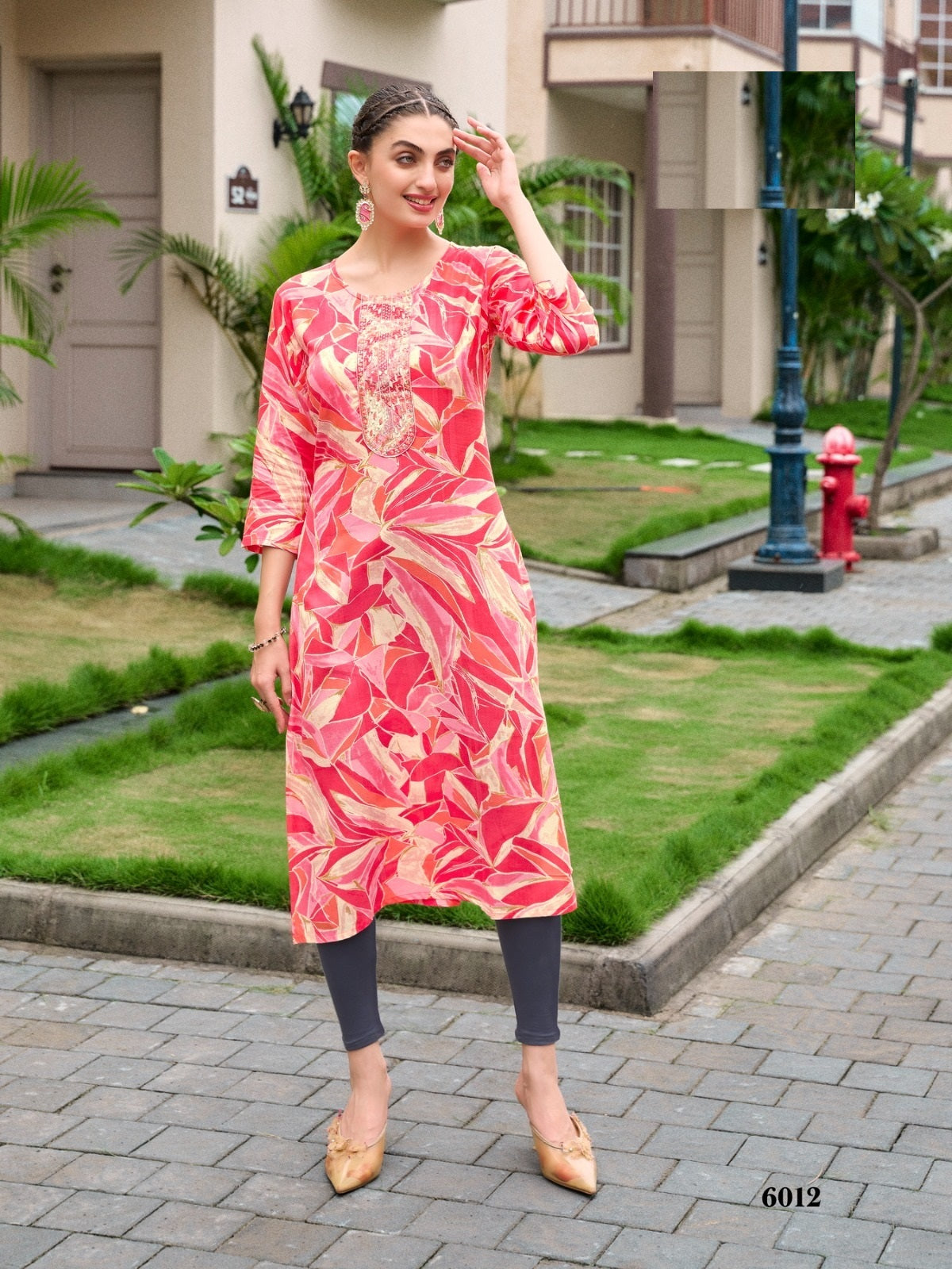 Buy Plus Size Kurtis For Women - VogPap