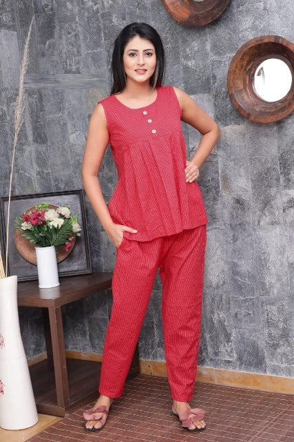 Red Cotton Sleeveless Nightsuit