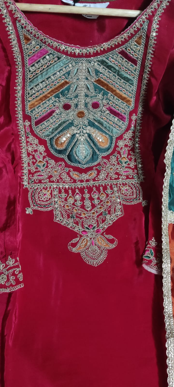 Pure Crepe Embroidered Suit-4273