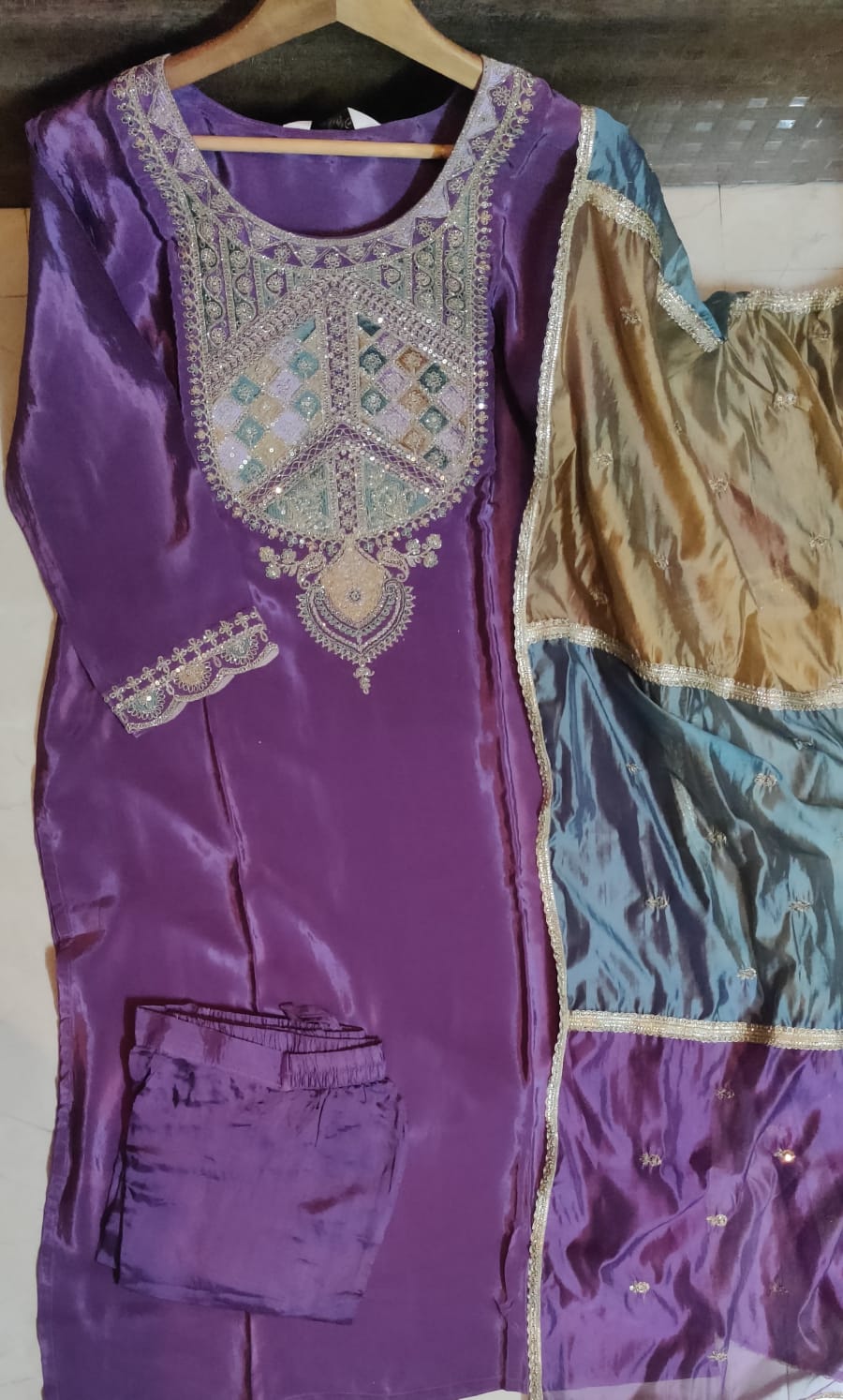 Pure Crepe Embroidered Suit-4275