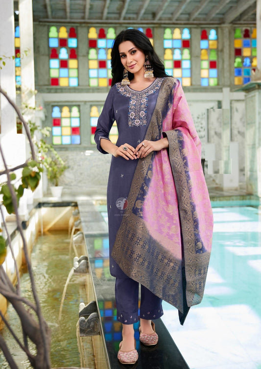 Women Heavy Handwork Suit-4126