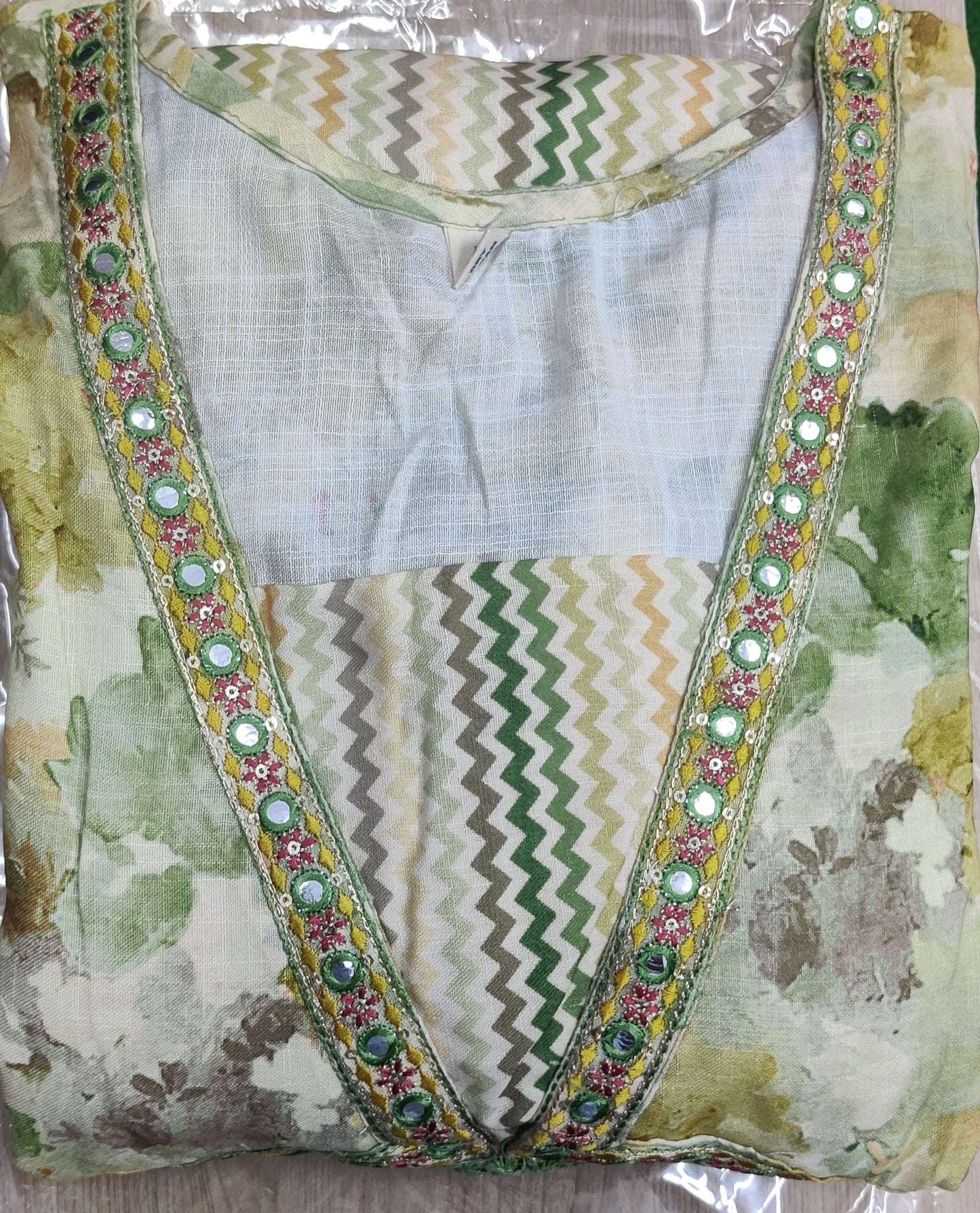 Cream & Green Flower Printed Alia Cut Suit - 5018